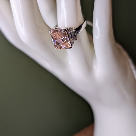 Sterling Silver Lab Created Sapphire Ring Size 6.5 - Picture 5 of 6